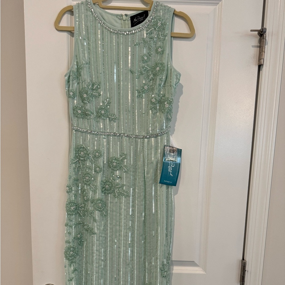 Mac Duggal Women’s Stripped Floral Embellished Sleeveless MIDI Seafoam